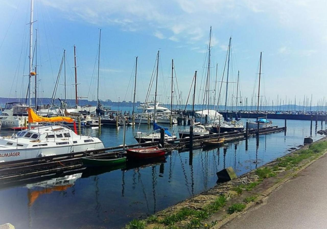 Sanierte 2-Zimmer Wohnung In Strandnaehe คีล ภายนอก รูปภาพ